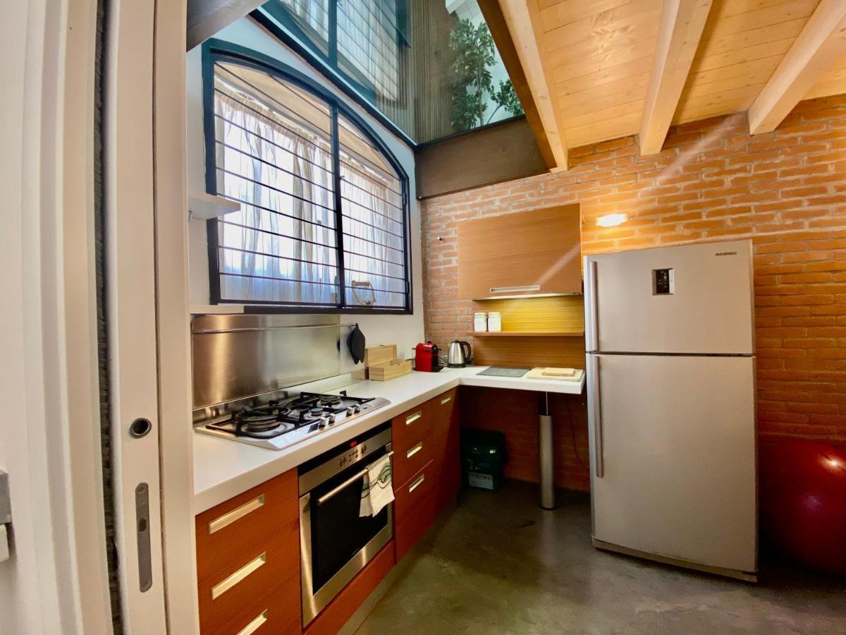 Luxury Industrial Apt Vicino Al Centro Con Garage Brescia Extérieur photo