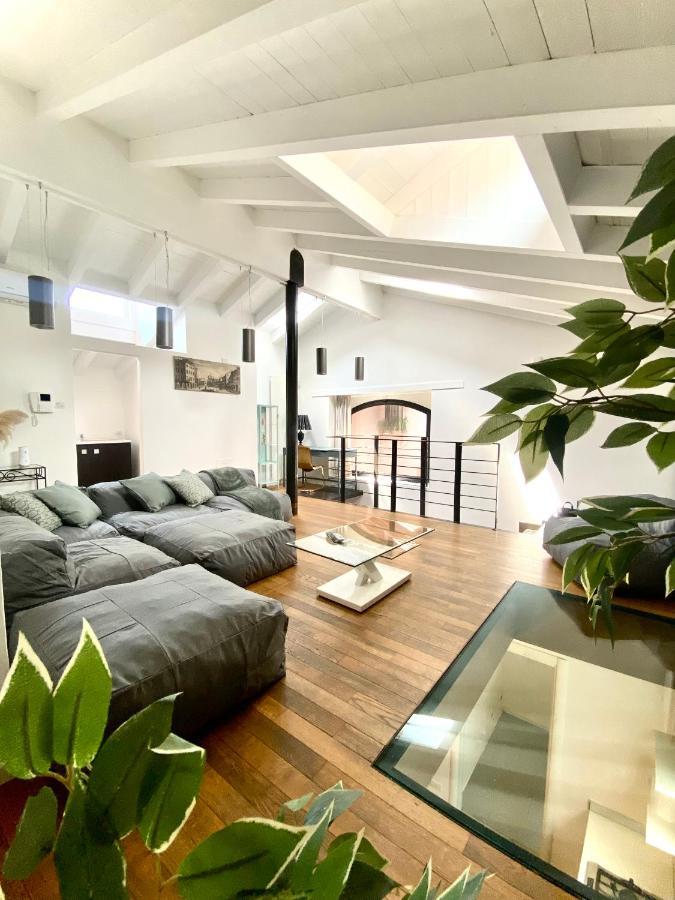 Luxury Industrial Apt Vicino Al Centro Con Garage Brescia Extérieur photo