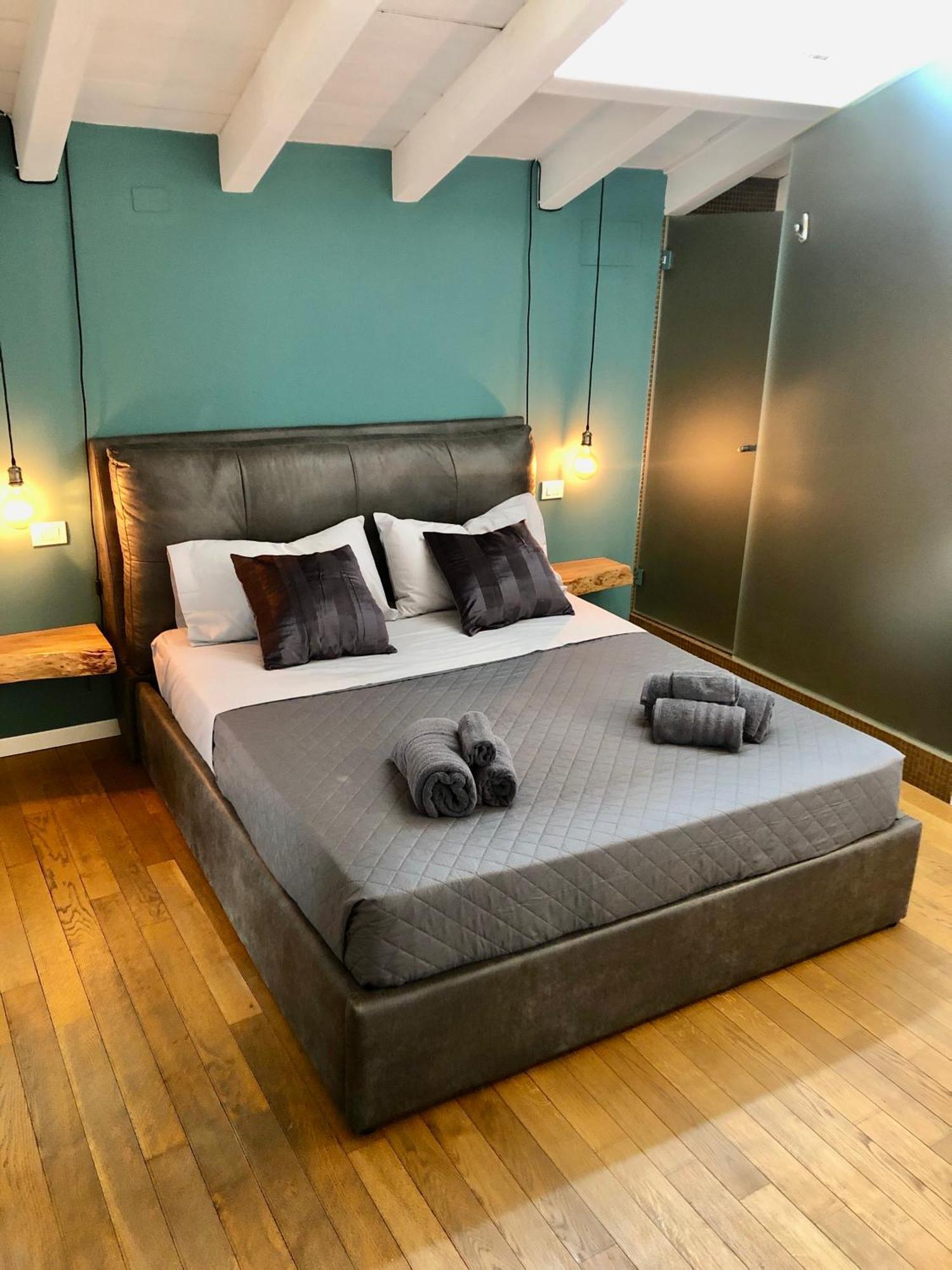 Luxury Industrial Apt Vicino Al Centro Con Garage Brescia Extérieur photo