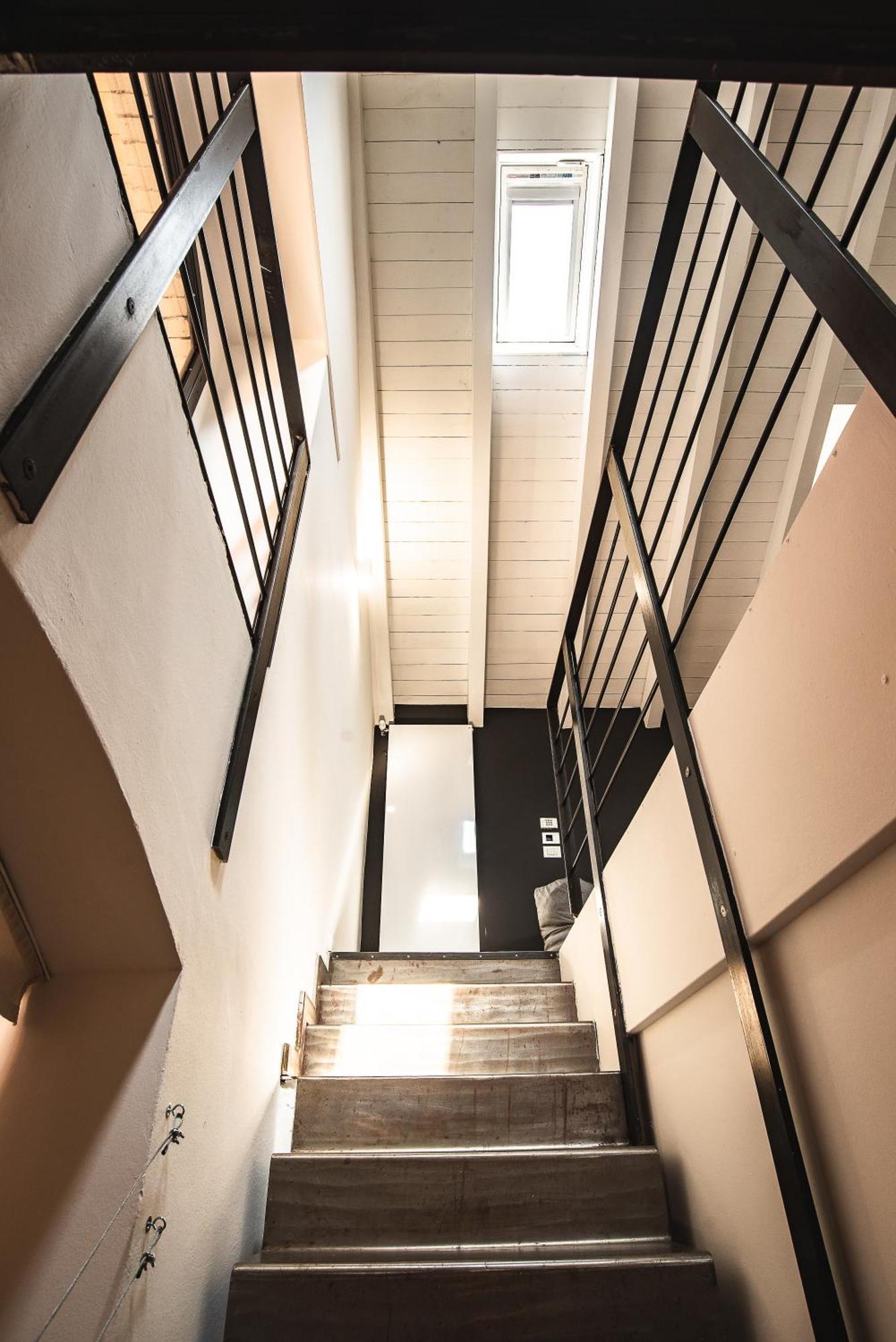 Luxury Industrial Apt Vicino Al Centro Con Garage Brescia Extérieur photo